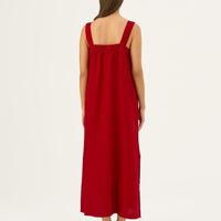 Fugue Leinenkleid in Rot – Langes Sommerkleid mit modernem Minimalismus - The Baltic Shop