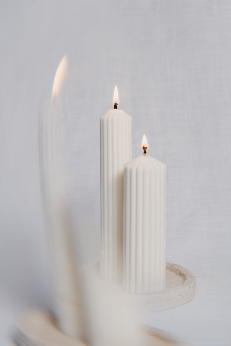 Gerillte Kerze aus Soja und Rapswachs in 2 Größen - The Baltic Shop