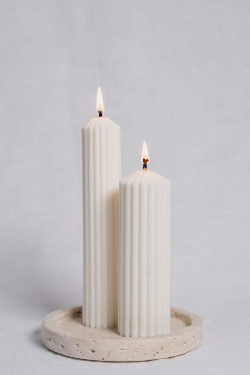 Gerillte Kerze aus Soja und Rapswachs in 2 Größen - The Baltic Shop