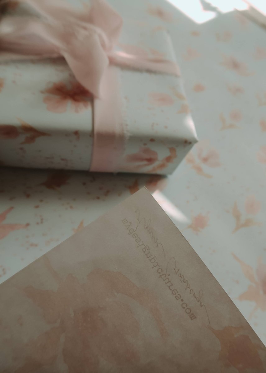 Geschenkpapier mit Rosen - Tulpen, 3 - teiliges Set - The Baltic Shop