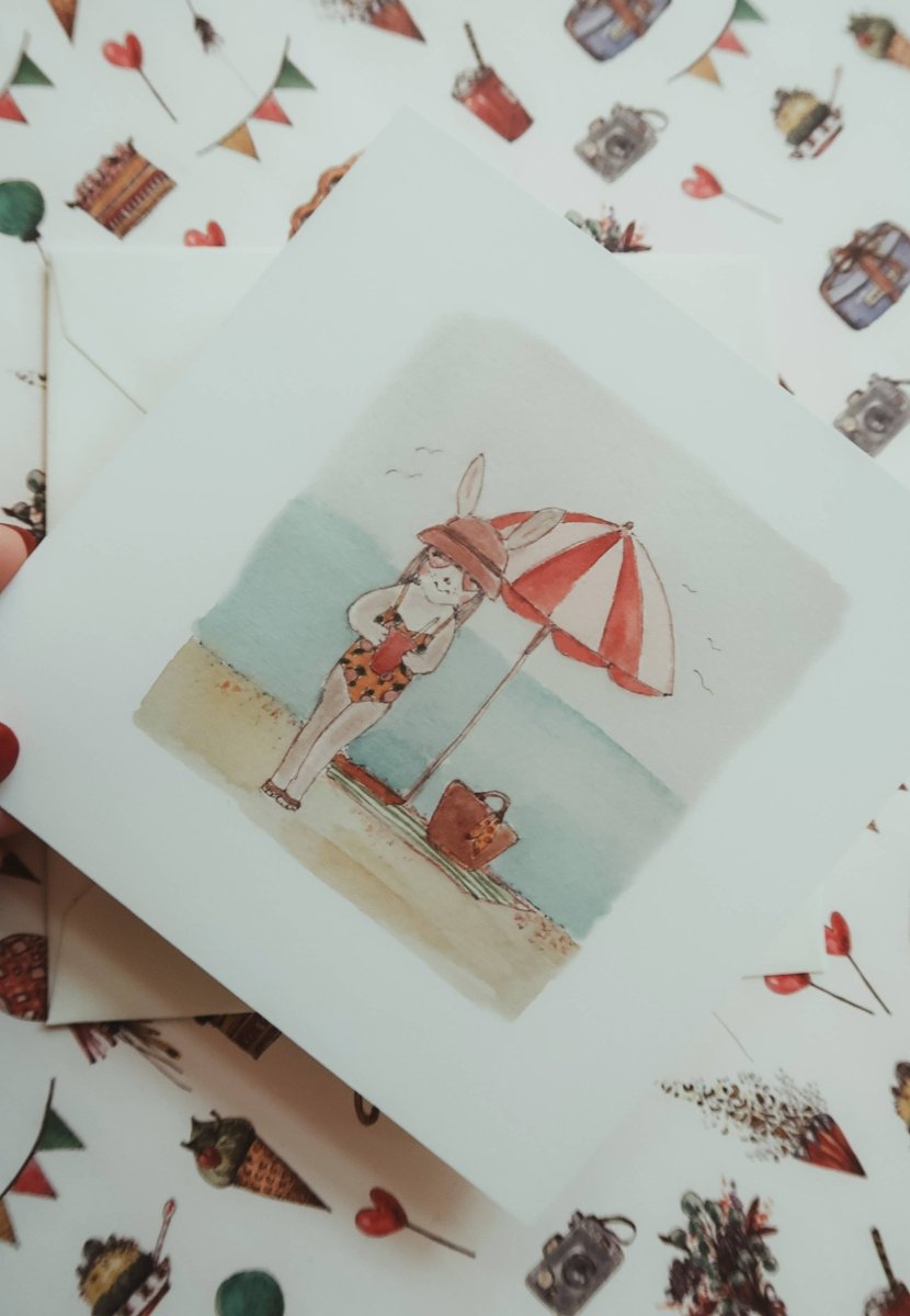 Hasenmädchen am Strand / Klappkarte - The Baltic Shop