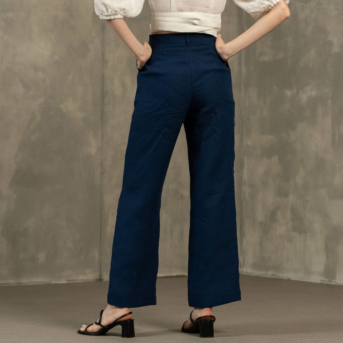 Hochdrapierte Leinenhose - The Baltic Shop