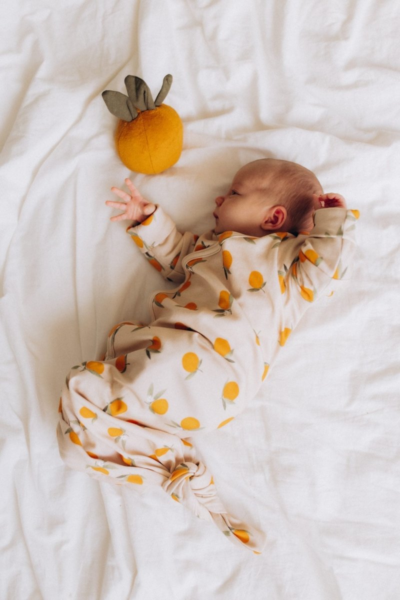 Kimono Strampler mit Orangen - The Baltic Shop