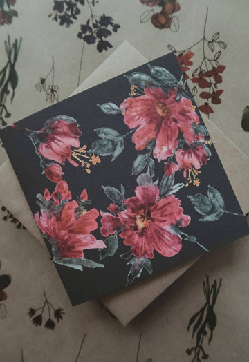 Klappkarte mit Blumenmuster in Dunkelrosa - The Baltic Shop