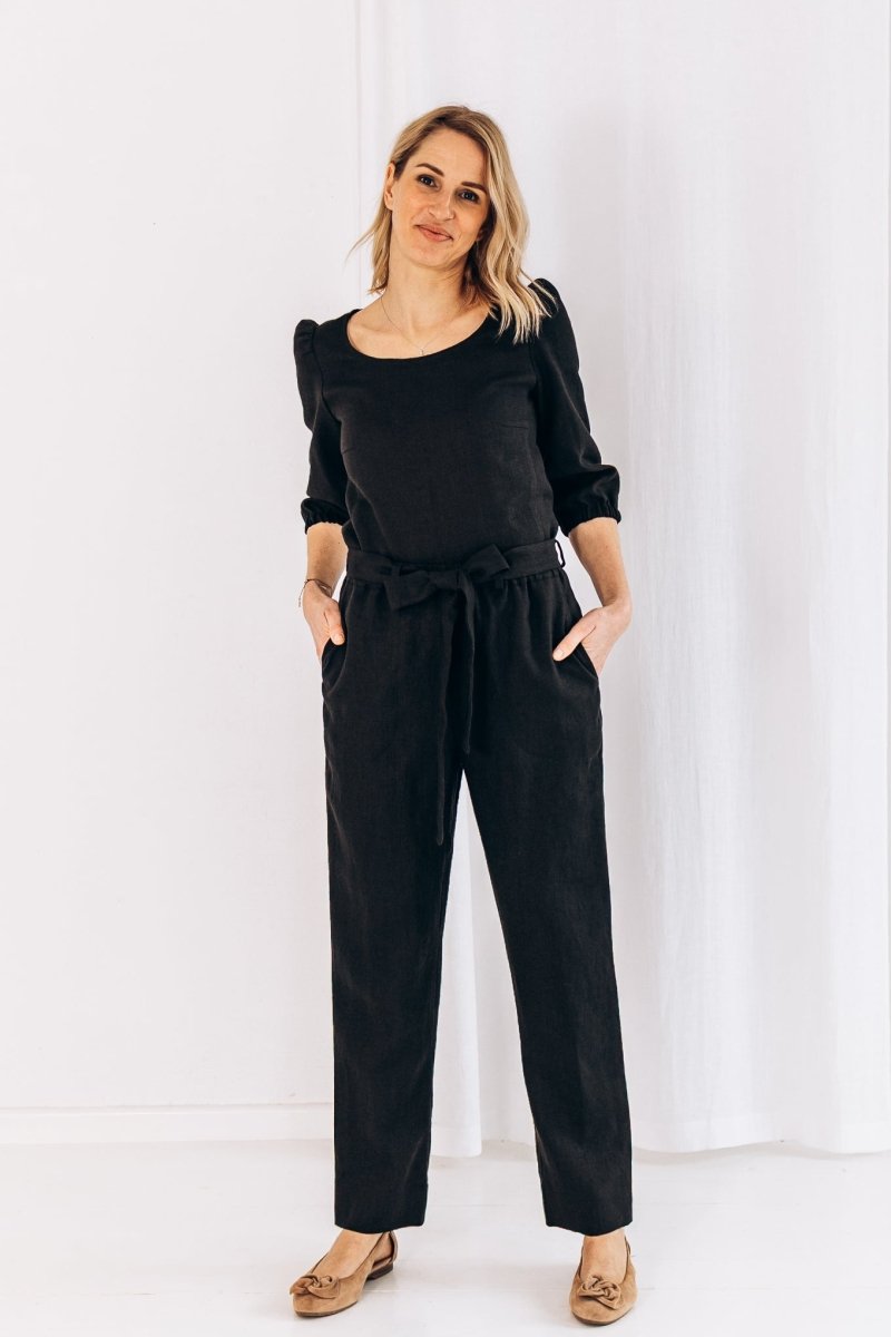 Klassische Hose mit Gürtel "Nora" - The Baltic Shop