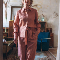 Klassische Hose mit Gürtel "Nora" - The Baltic Shop