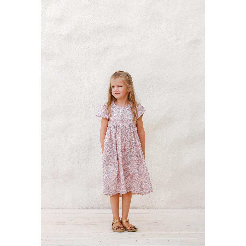 Kleid mit Blumenmuster aus Bio Baumwolle - The Baltic Shop