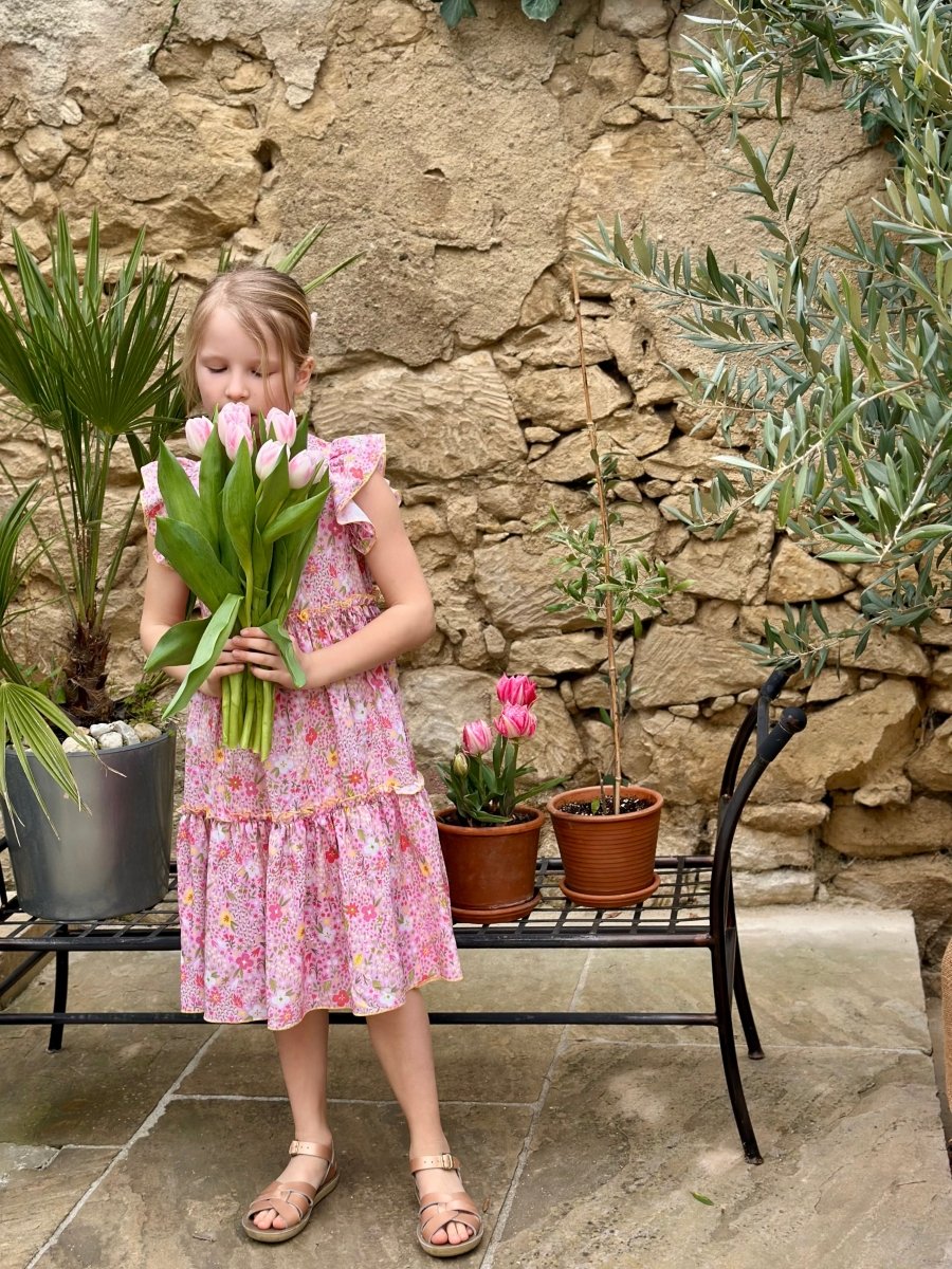 Kleid mit Blumenmuster für Mädchen in 2 Farben - The Baltic Shop