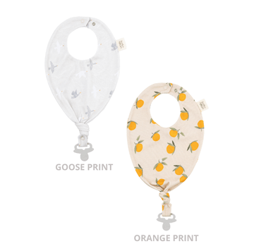 Lätzchen mit Schnullerclip aus Bio Baumwolle in 2 Farben - The Baltic Shop