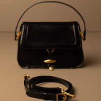 Leder Klappentasche für Damen - Possession - The Baltic Shop