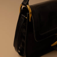 Leder Klappentasche für Damen - Possession - The Baltic Shop