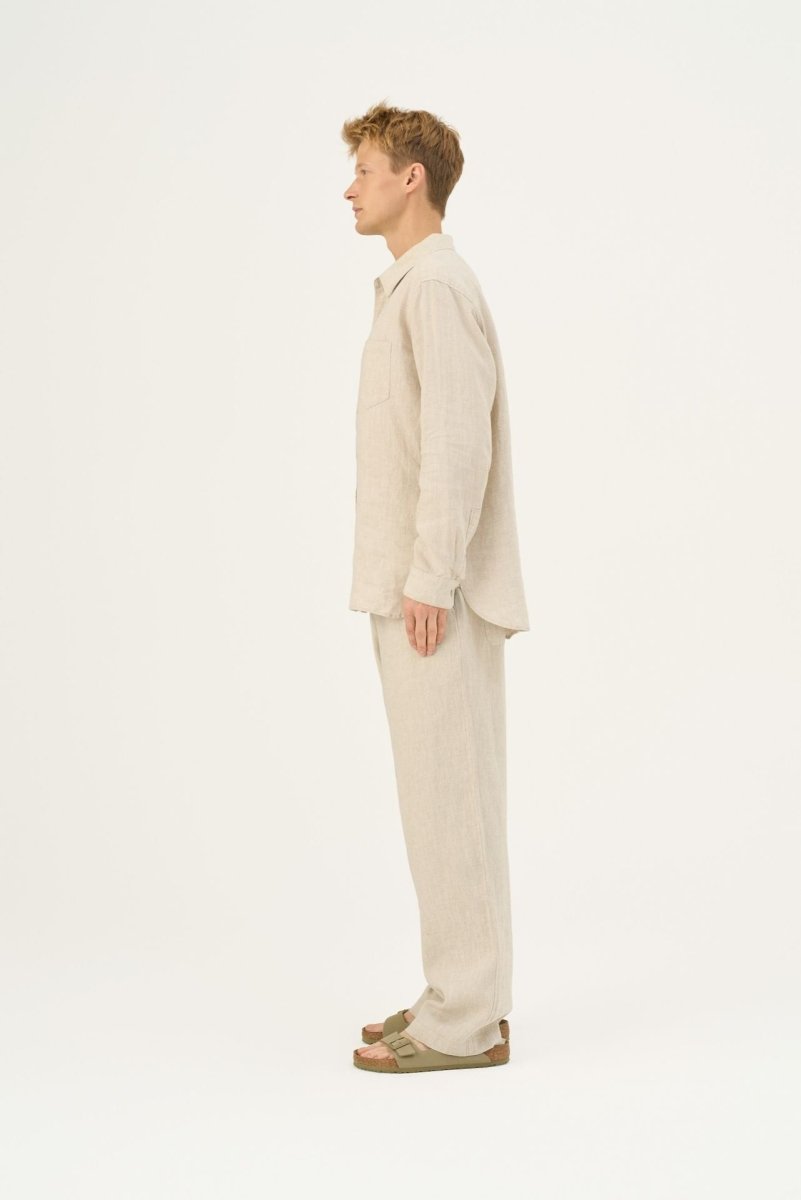 Leinenhemd in Melange – Nachhaltiges Unisex Hemd aus 100 % Leinen - The Baltic Shop