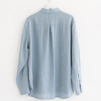 Leinenhemd mit Stehkragen in Himmelblau - The Baltic Shop