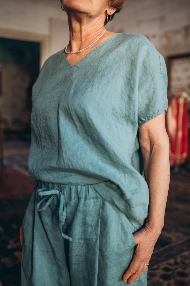 Leinenhose mit weiter Silhouette "Laima" - The Baltic Shop