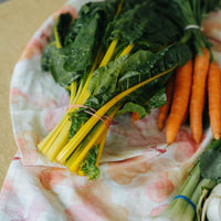 Linen Tales Geschirrtuch aus Leinen mit Blumenmuster - The Baltic Shop