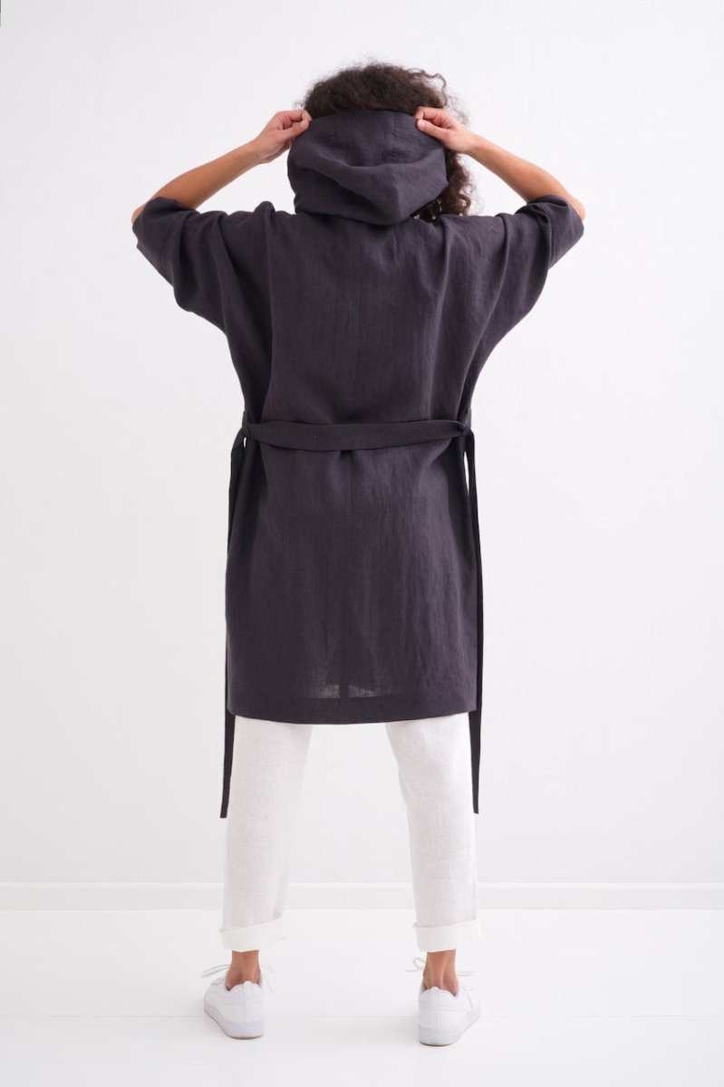 Mantel mit Kapuze aus Leinen in 3 Farben - The Baltic Shop