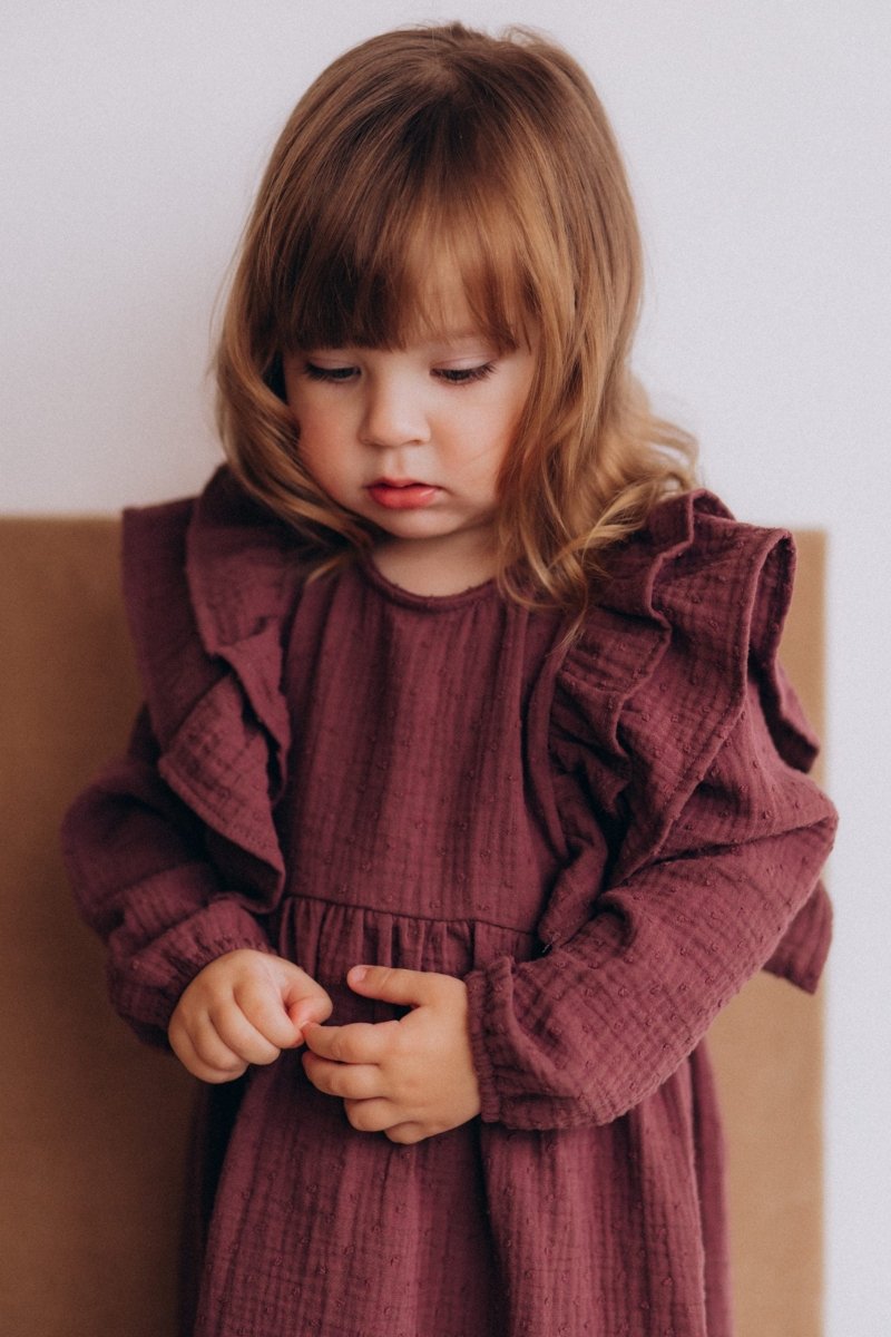 Musselinkleid mit Rüschen aus Bio Baumwolle - The Baltic Shop