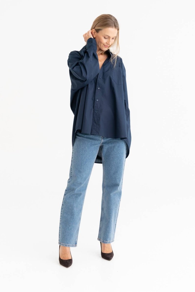 Oversized Hemd aus 100 % Baumwolle – Navy - The Baltic Shop