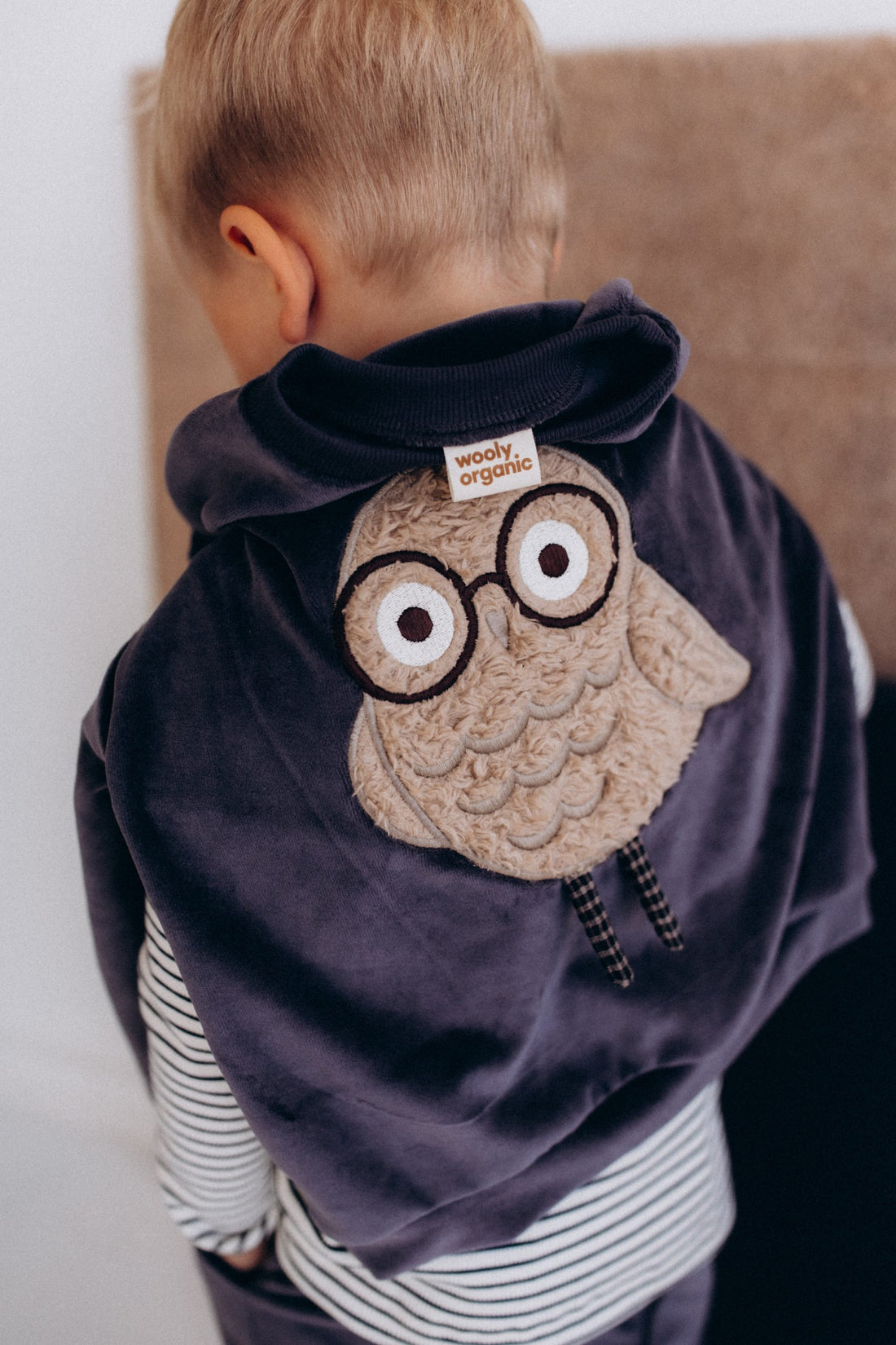 Kinderpullover aus Bio-Baumwollvelours