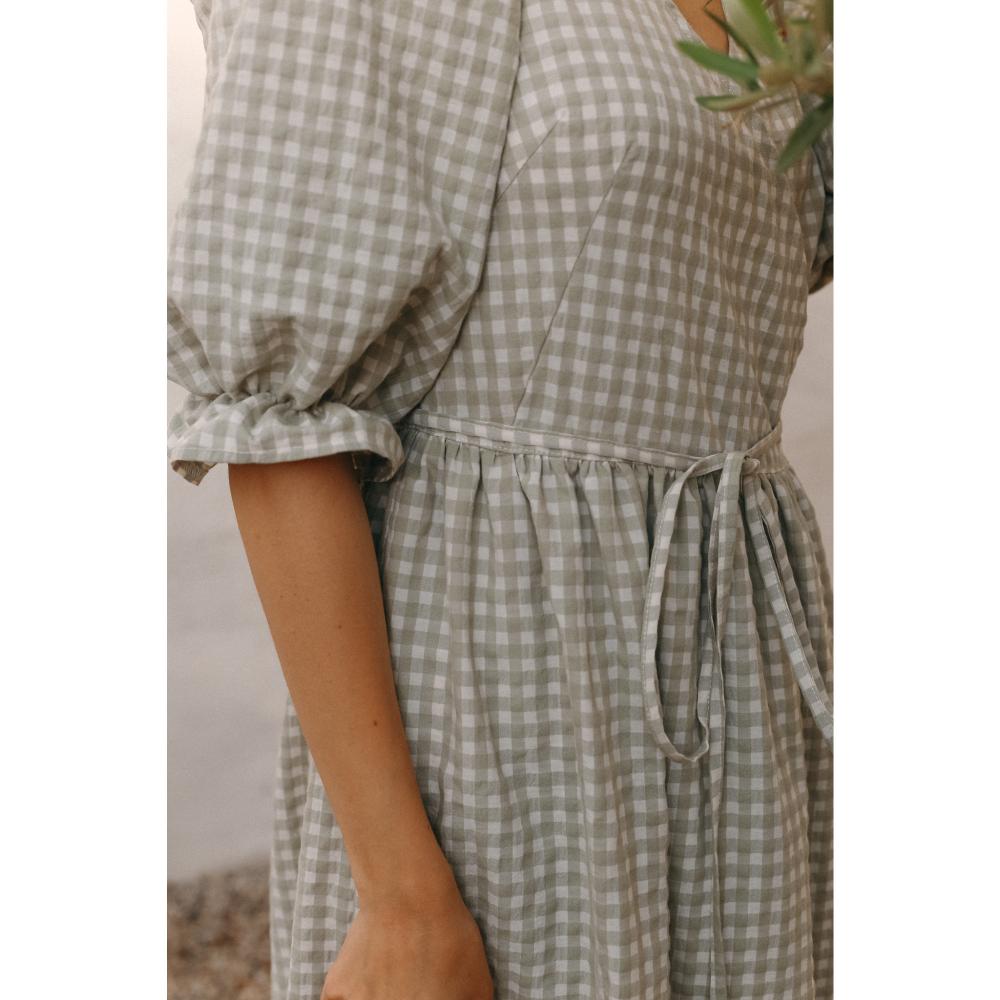 Romantisches Wrapkleid in 3 Farben - The Baltic Shop