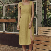 Rumba Kleid aus Leinen in Currygelb - The Baltic Shop