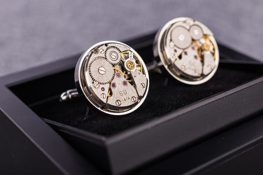 Runde Manschettenknöpfe mit echten Uhrwerken - The Baltic Shop