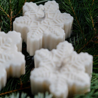 Schneeflocke - Kerze aus Sojawachs mit Orange - Zimt Duft - The Baltic Shop