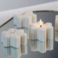 Schneeflocke - Kerze aus Sojawachs mit Orange - Zimt Duft - The Baltic Shop