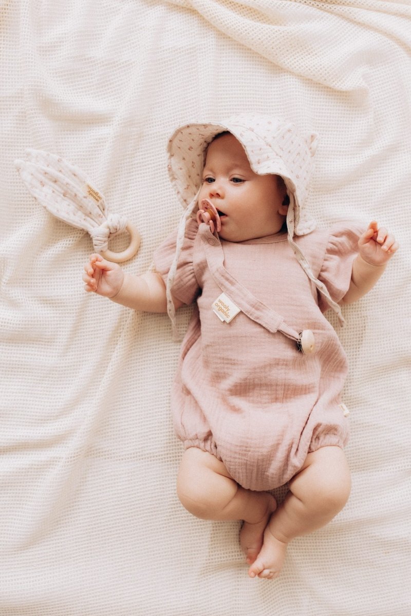 Schnuller Clip aus Musselin in 5 Farben - The Baltic Shop