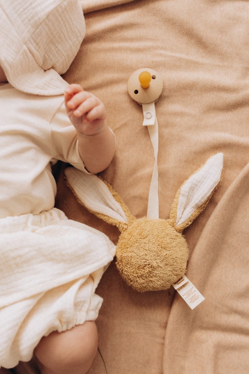 Schnullerhalter - Hase - The Baltic Shop