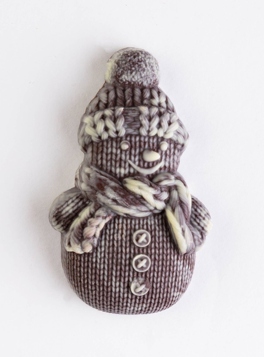 Schokoladenfigur - Gestrickter Schneemann - The Baltic Shop