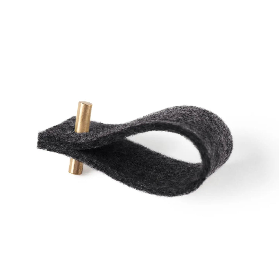 Serviettenringe aus Wollfilz mit messing - The Baltic Shop