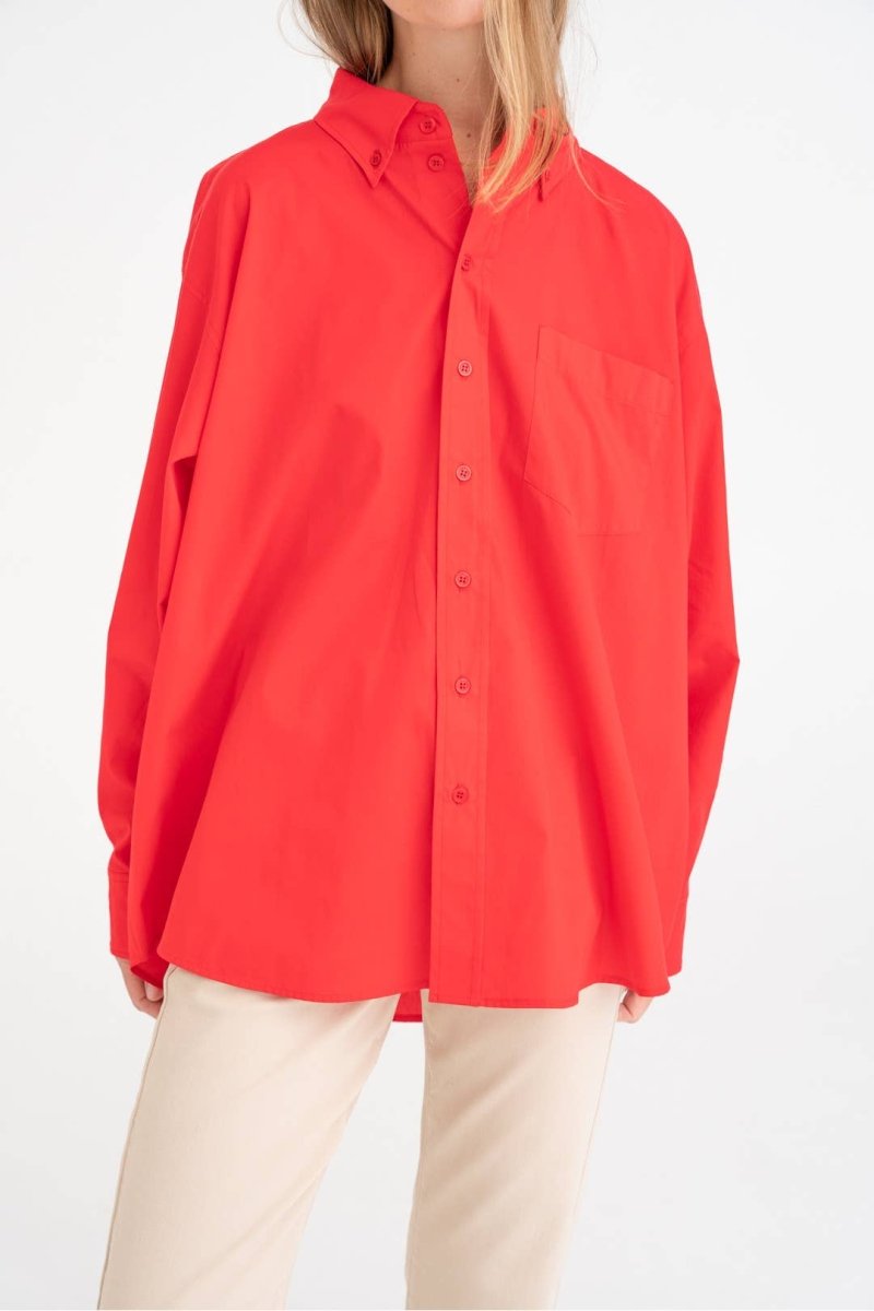 Shirt 'LONDON' - leuchtendes Korallenrot, oversized, aus Baumwolle - The Baltic Shop