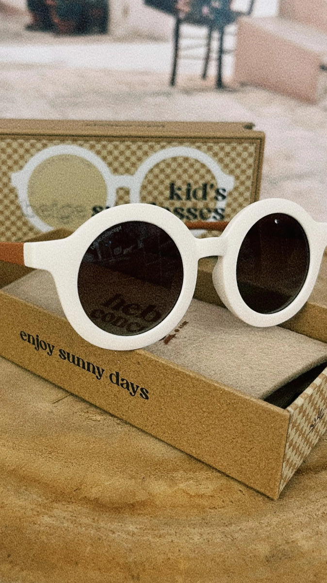 Sonnenbrille für Kinder mit UVA und UVB Schutz in 6 Farben - The Baltic Shop