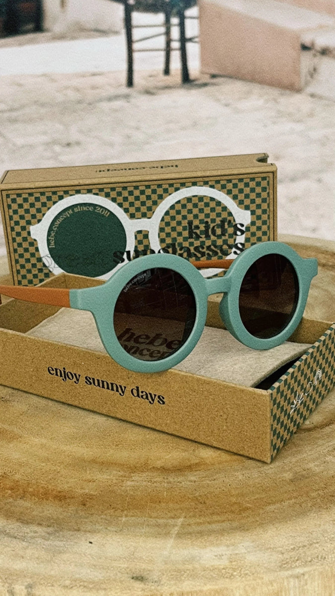 Sonnenbrille für Kinder mit UVA und UVB Schutz in 6 Farben - The Baltic Shop