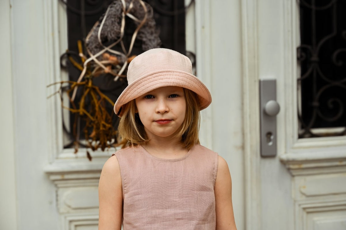 Sonnenhut aus Musselin in zartrosa - The Baltic Shop