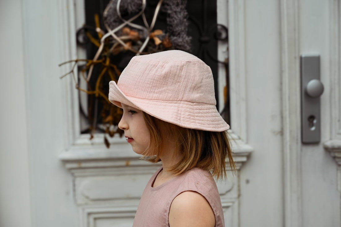 Sonnenhut aus Musselin in zartrosa - The Baltic Shop