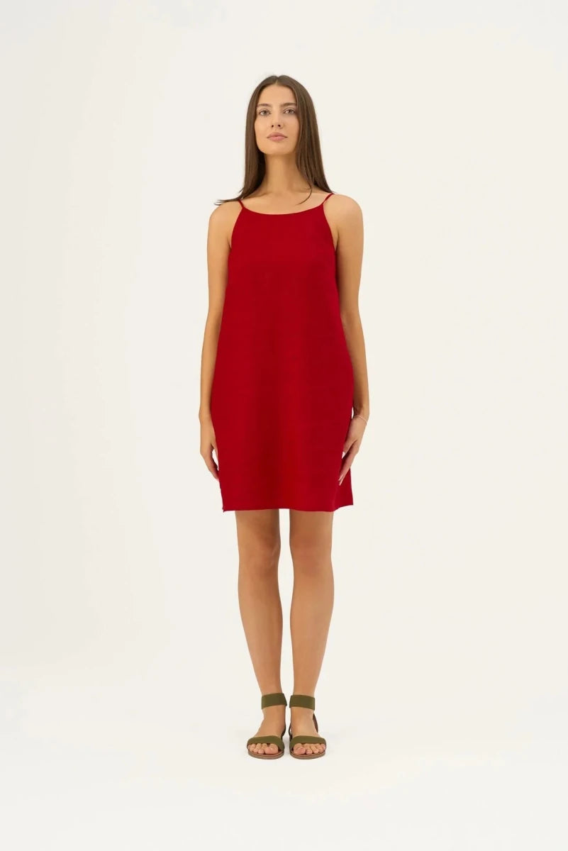 Stella Kleid in Rot – Verspielte Eleganz mit modernem Twist - The Baltic Shop