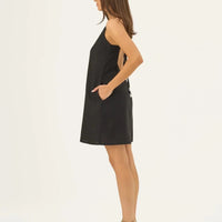 Stella Kleid in Schwarz – Verspielte Eleganz mit modernem Twist - The Baltic Shop