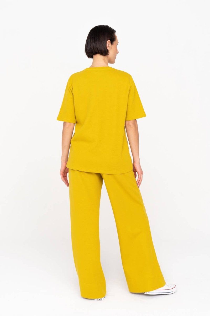 T-Shirt aus hochwertiger Baumwolle in Gelb - The Baltic Shop