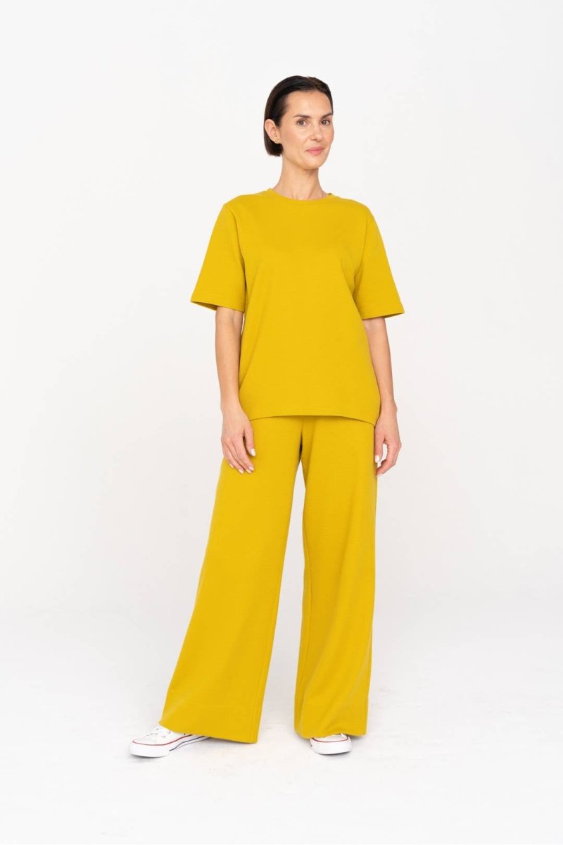 T-Shirt aus hochwertiger Baumwolle in Gelb - The Baltic Shop