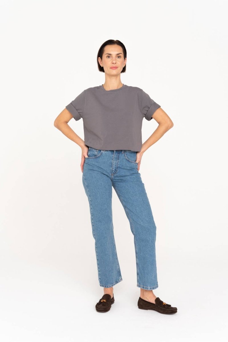 T-Shirt aus Premium - Baumwolle in Grau - The Baltic Shop