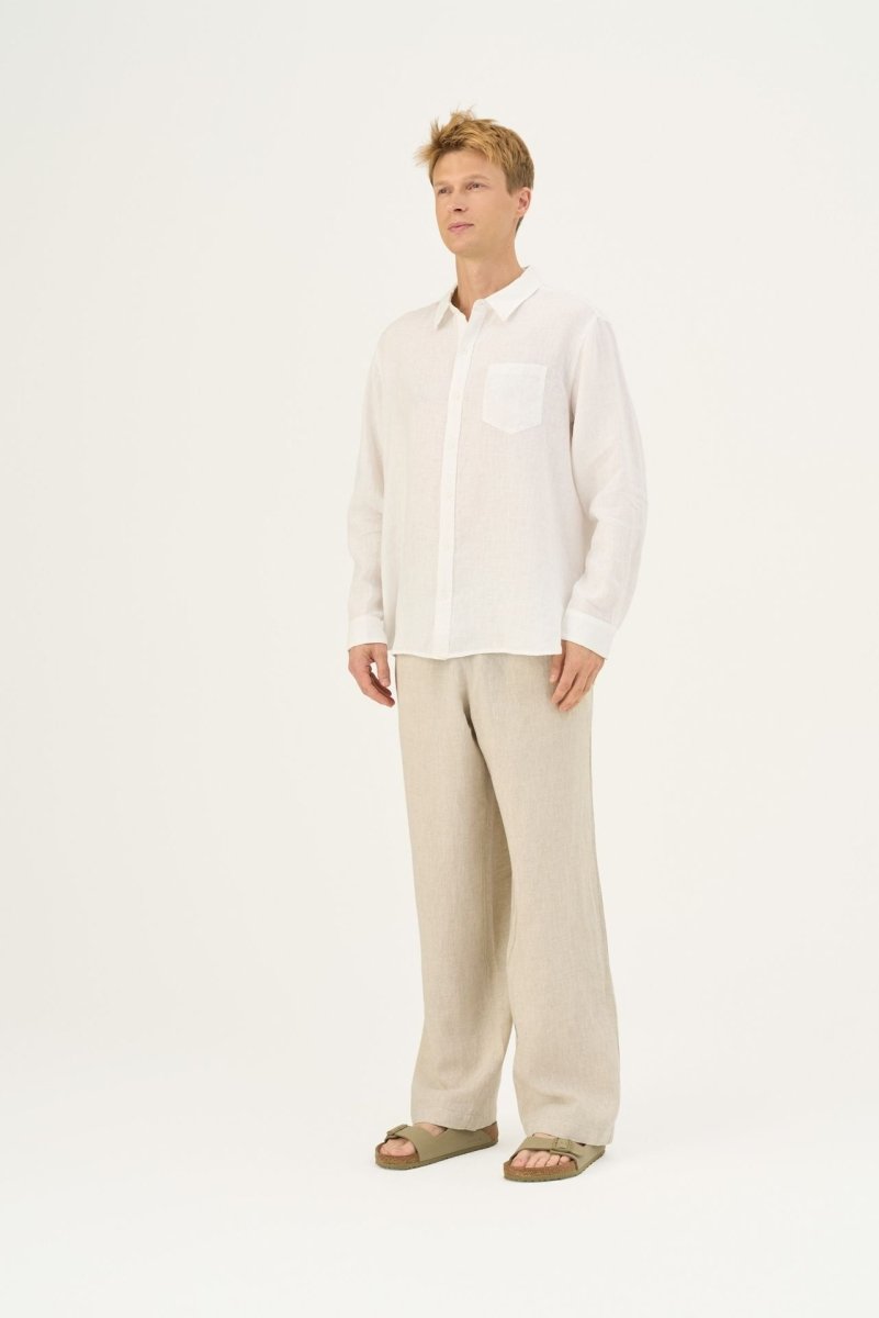 Unisex Leinenhemd in Weiß – Lockeres Hemd aus 100 % Leinen - The Baltic Shop