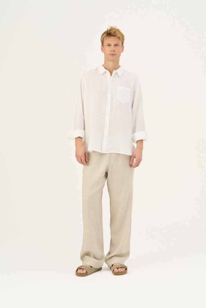 Unisex Leinenhemd in Weiß – Lockeres Hemd aus 100 % Leinen - The Baltic Shop