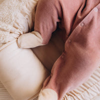 Velours-Schlafanzug Baby mit Füßchen | Bio-Baumwolle - The Baltic Shop