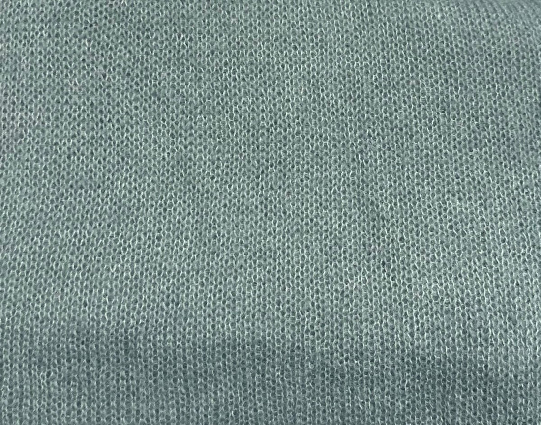 Weicher Schal aus Kidmohair und Seide in viele Farben - The Baltic Shop