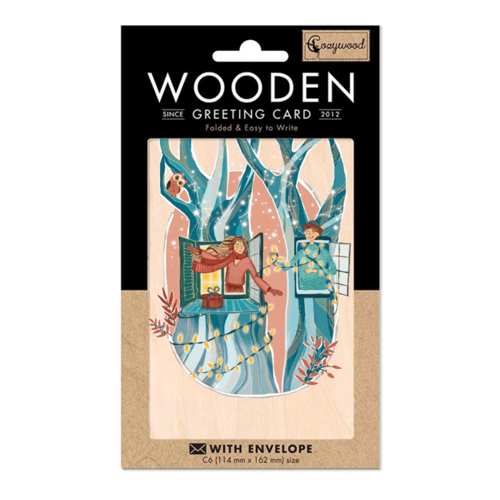 Weihnachtskarte aus Holz mit Waldhäusern - The Baltic Shop