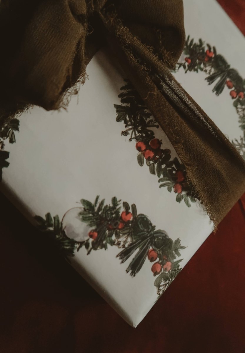 Weihnachtskranz, weißes Geschenkpapier, 3 - teiliges Set - The Baltic Shop