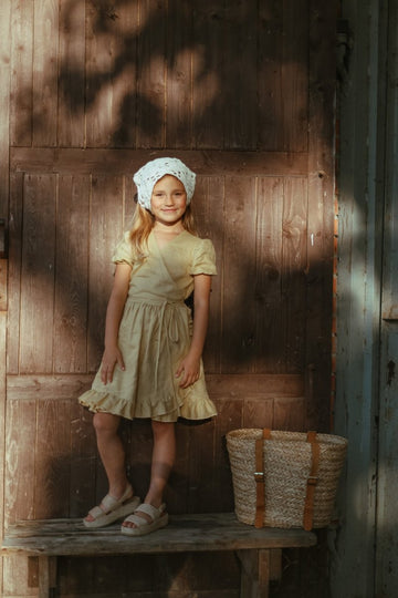 Wickelkleid aus Leinen für Mädchen in 2 Farben - The Baltic Shop