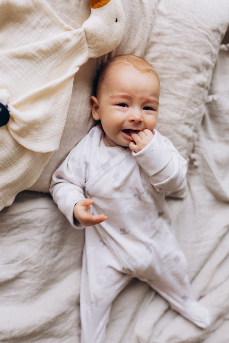 Wrap Pyjama aus Bio Baumwolle in 3 Farben - The Baltic Shop